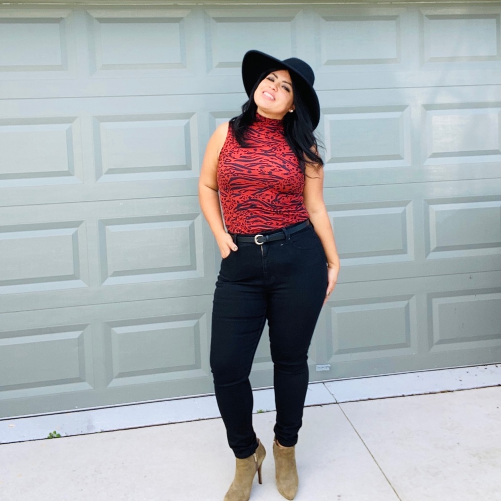 Meet your Posher, Jackie